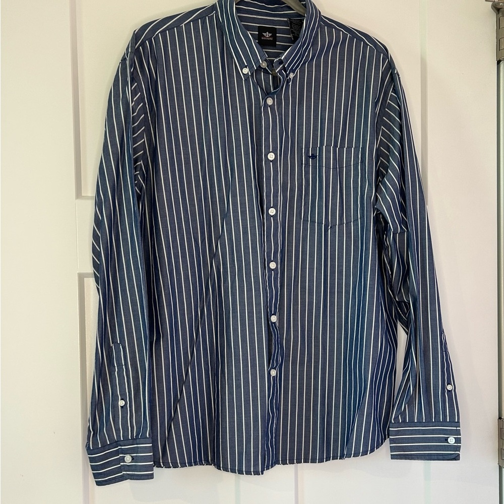 Dockers Men’s Long Sleeve Dress Shirt. XL Cotton & polyester. Great Condition